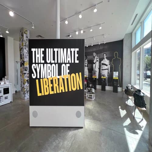 The Collaboration of Digital Advertising Screens and Social Media for Outstanding Results